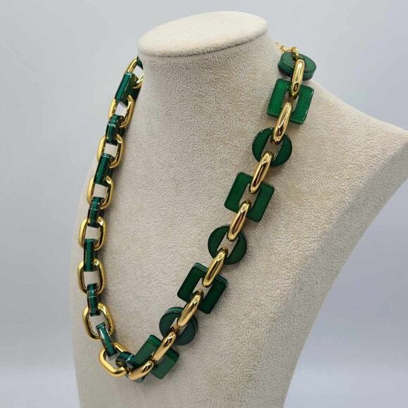 J Crew Lacquered Green Round & Square Gold Tone Link Necklace NWT! NEW! - Picture 3 of 8